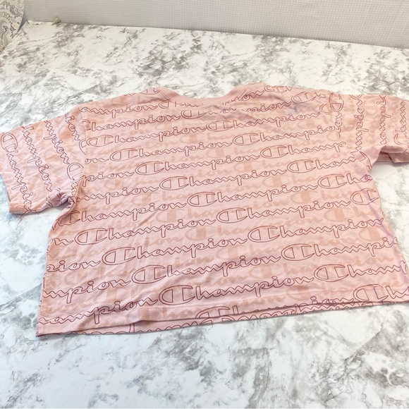 Champion Retro Athletic pastel Pink Logo Crop Tee Shirt Size Medium - Picture 9 of 17